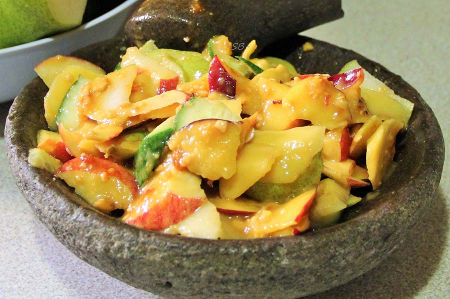 Rujak Buah dari Indonesia