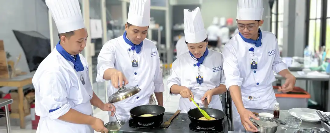 (Ilustrasi Cook Helper, Sumber: NCSA Indonesia)