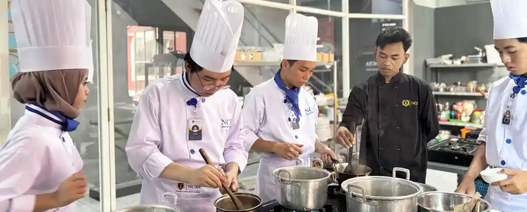 chef sekolah dan siswa nya