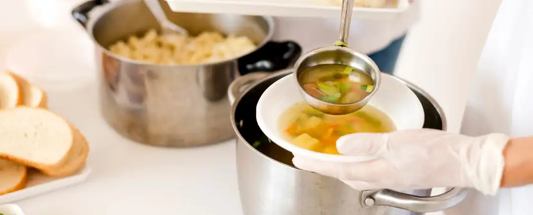 (Ilustrasi Broth dan Stock, Sumber: Freepik)