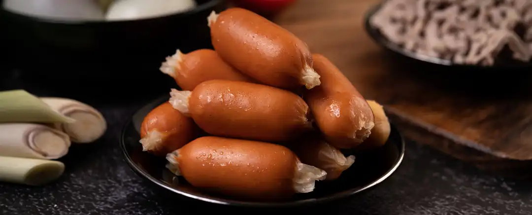 (Ilustrasi Sosis, Sumber: freepik.com/jcomp)