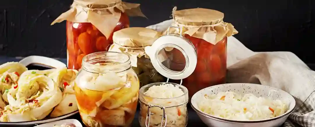 (Ilustrasi Makanan dan Minuman Fermentasi, Sumber: freepik.com/timolina)