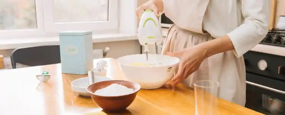 Resep Populer Menggunakan Mixer, Dari Makanan Penutup hingga Makanan Utama