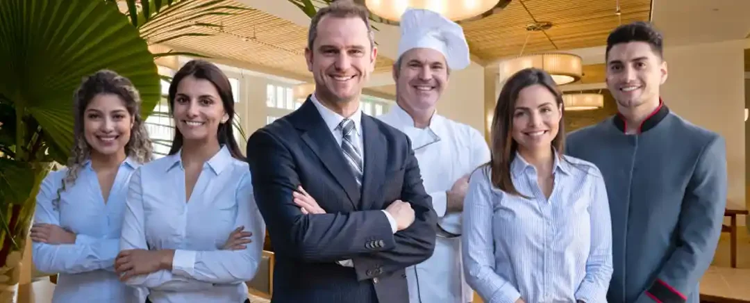 karyawan di hotel bintang 5