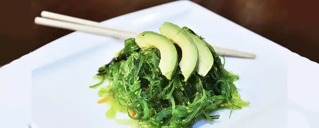 seaweed on plate